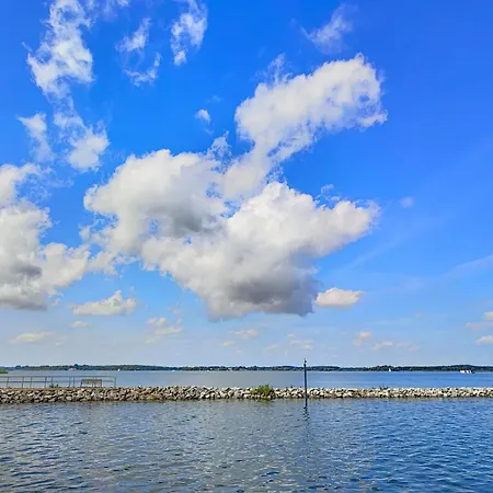 Mitteldeck 504 Apartment